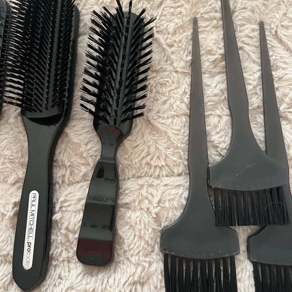 Paul Mitchell brush set - Picture 3 of 3